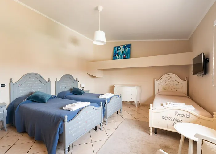 Karina - Luxury Suite, Jacuzzi Pool & Garden Rome * Ρώμη