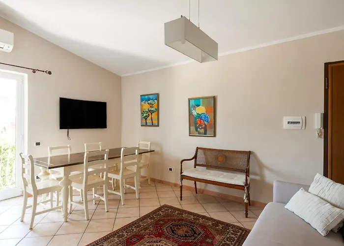 Karina - Luxury Suite, Jacuzzi Pool & Garden Rome Διαμέρισμα