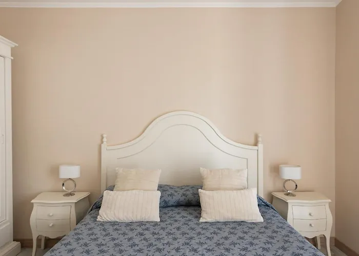 Διαμέρισμα Karina - Luxury Suite, Jacuzzi Pool & Garden Rome Ρώμη