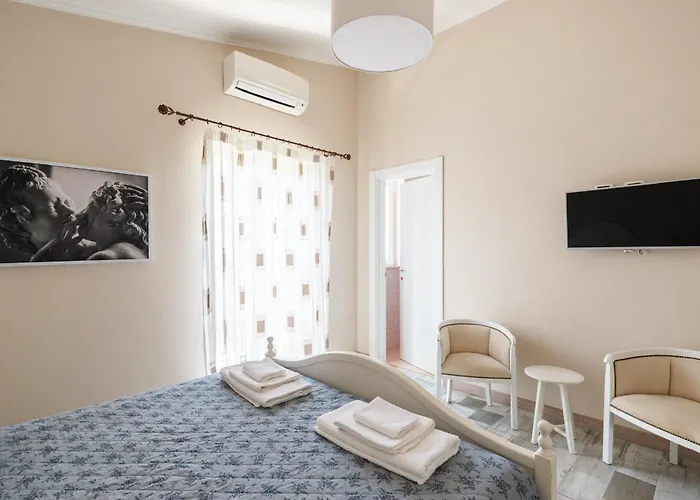 Διαμέρισμα Karina - Luxury Suite, Jacuzzi Pool & Garden Rome *