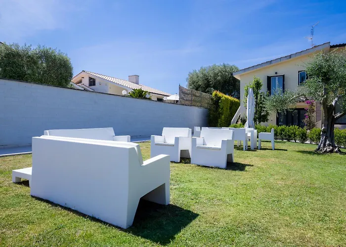 Διαμέρισμα Karina - Luxury Suite, Jacuzzi Pool & Garden Rome Ρώμη