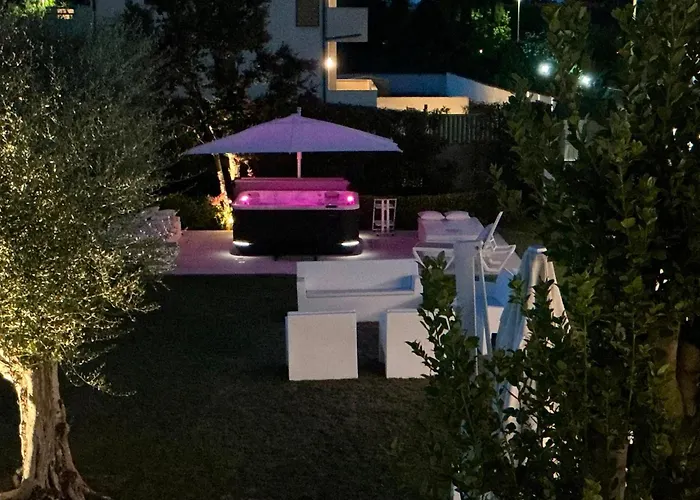 Karina - Luxury Suite, Jacuzzi Pool & Garden Rome Ρώμη