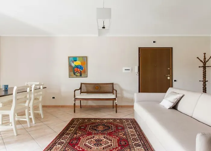 Διαμέρισμα Karina - Luxury Suite, Jacuzzi Pool & Garden Rome *